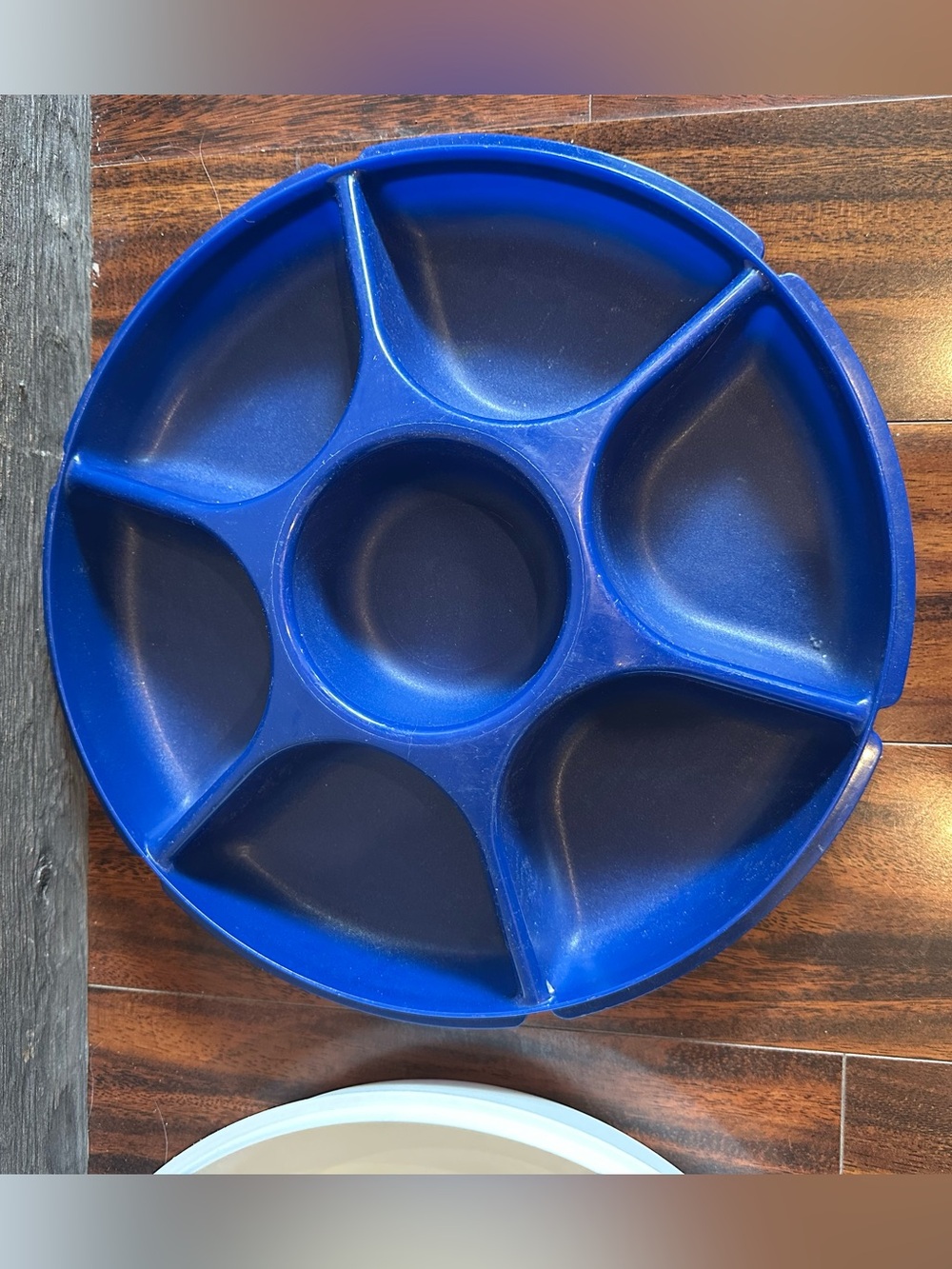 Tupperware | Blue & White Serving Center - Picture 3 of 8